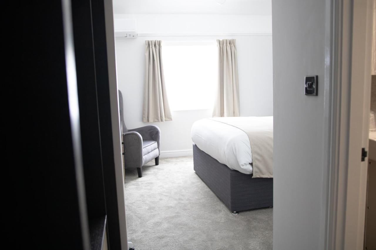 Lion Hotel Вёксоп Экстерьер фото