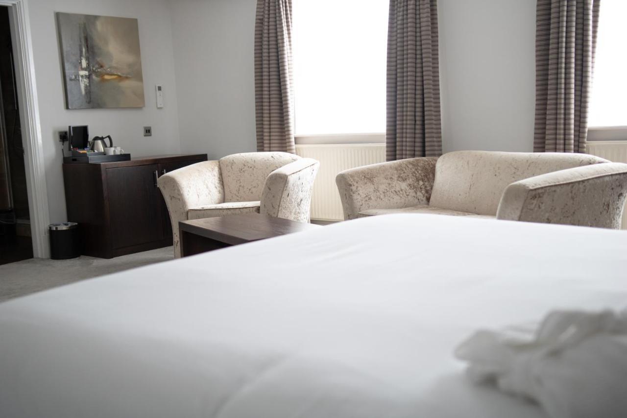 Lion Hotel Вёксоп Экстерьер фото